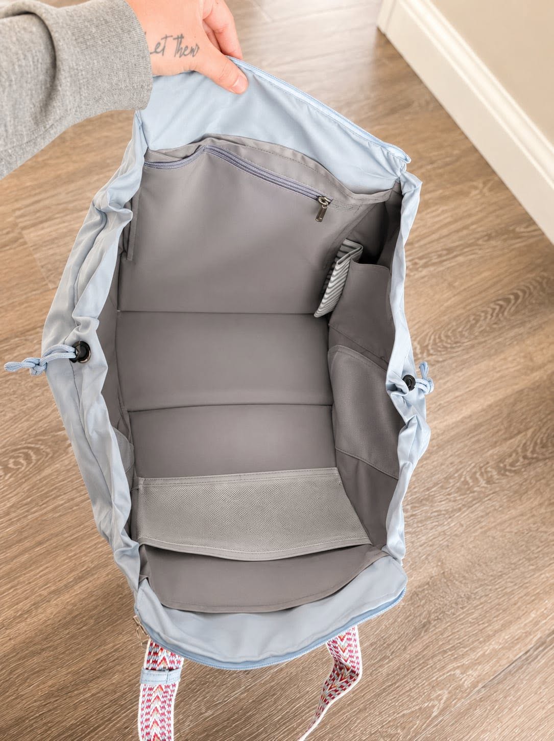 PREORDER: The Expandable Weekender Tote RERUN 6.22.26 osym