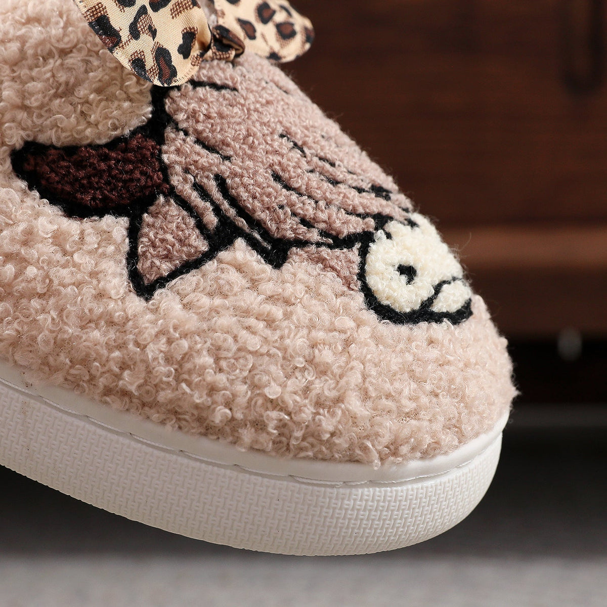 PREORDER: Highland cow with leopard bow slippers 8.24.26 OSYM